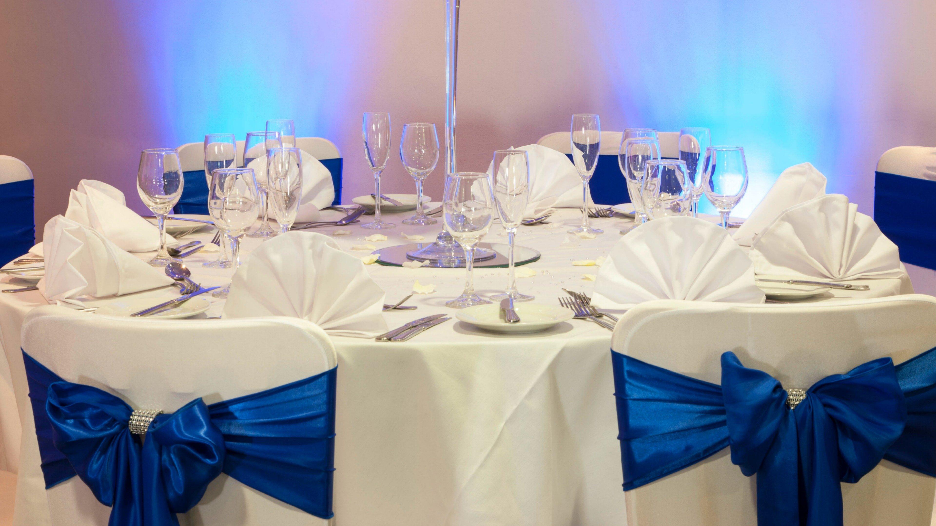 Holiday Inn Swindon By Ihg Экстерьер фото