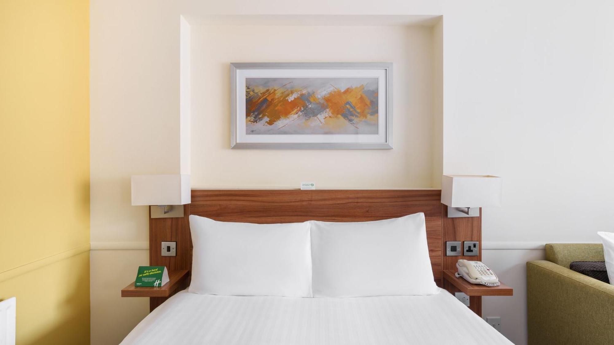 Holiday Inn Swindon By Ihg Экстерьер фото