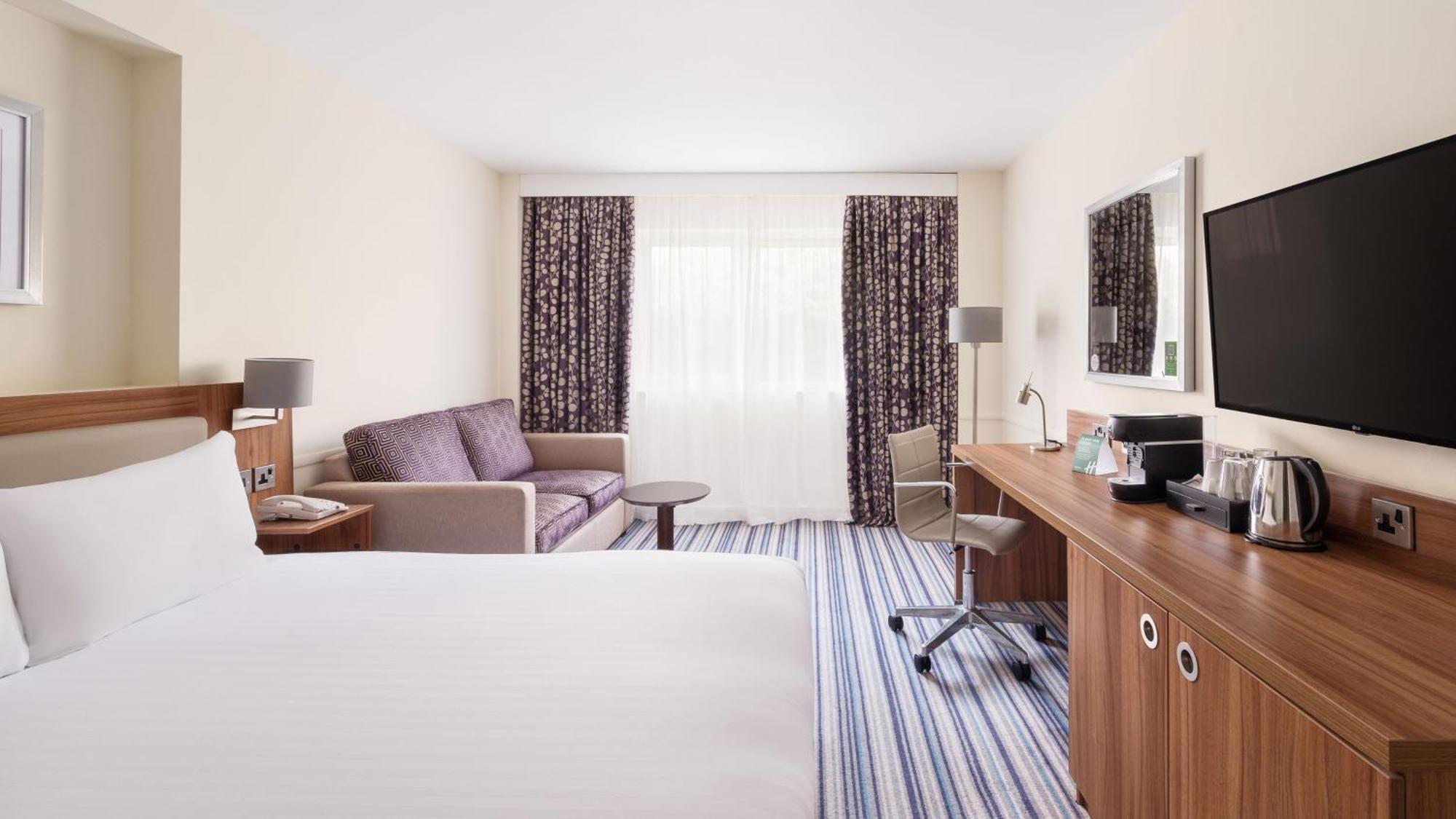Holiday Inn Swindon By Ihg Экстерьер фото