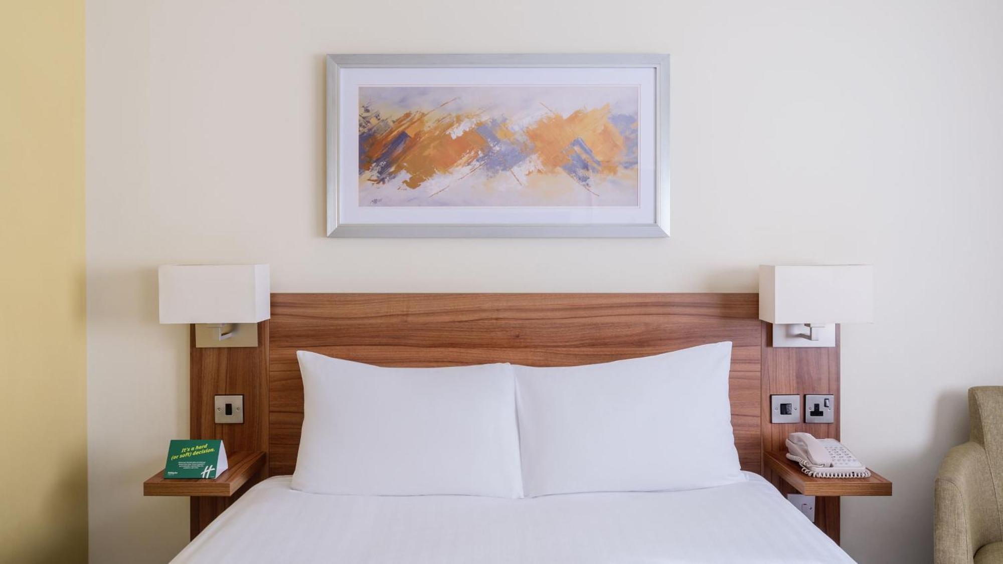 Holiday Inn Swindon By Ihg Экстерьер фото