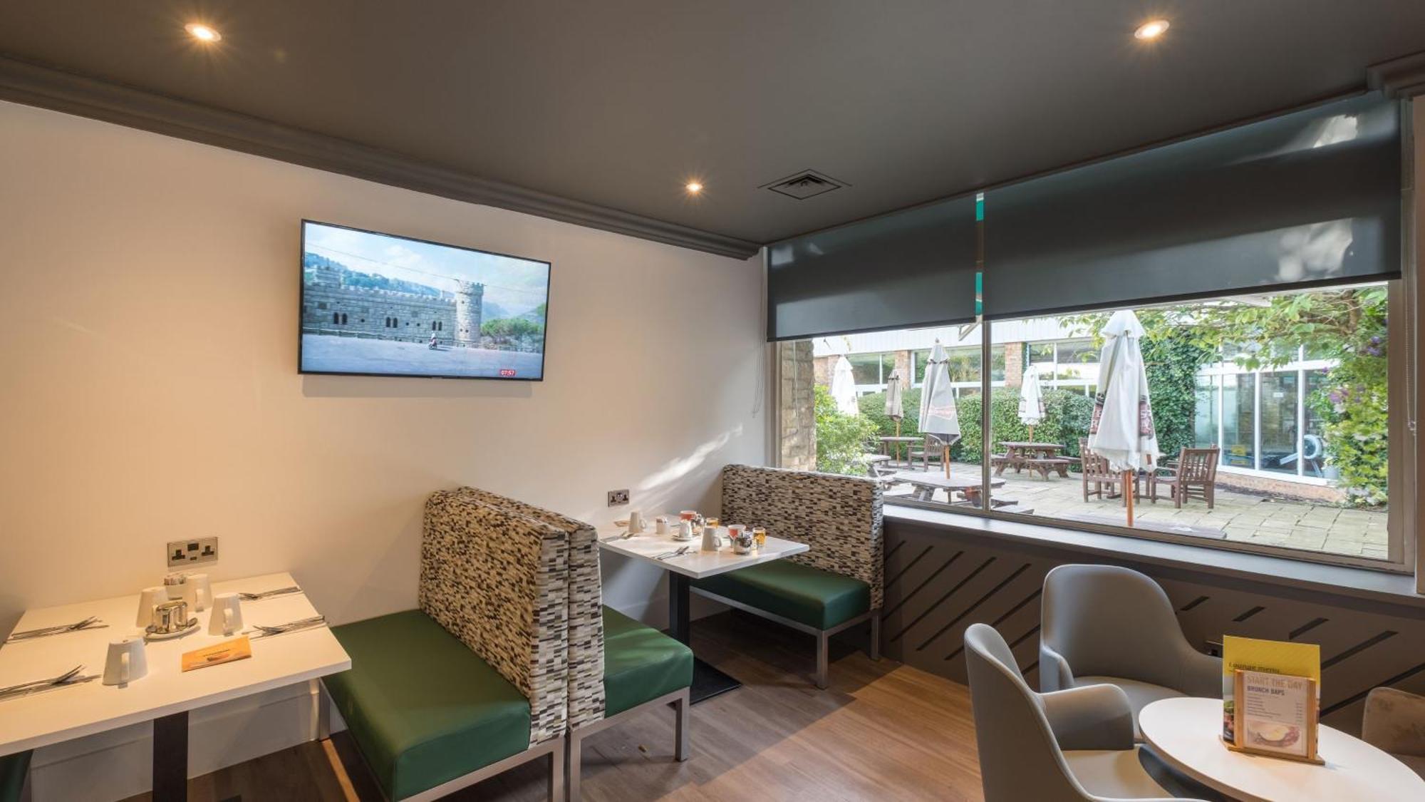 Holiday Inn Swindon By Ihg Экстерьер фото