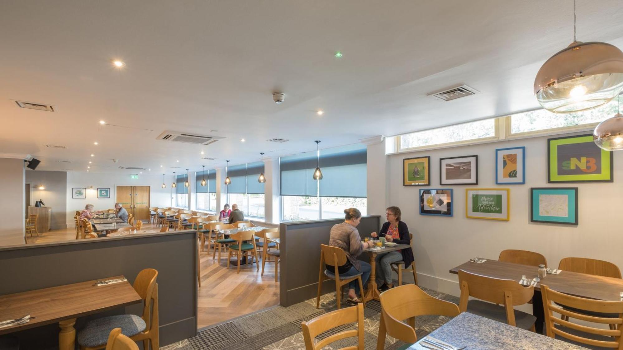 Holiday Inn Swindon By Ihg Экстерьер фото