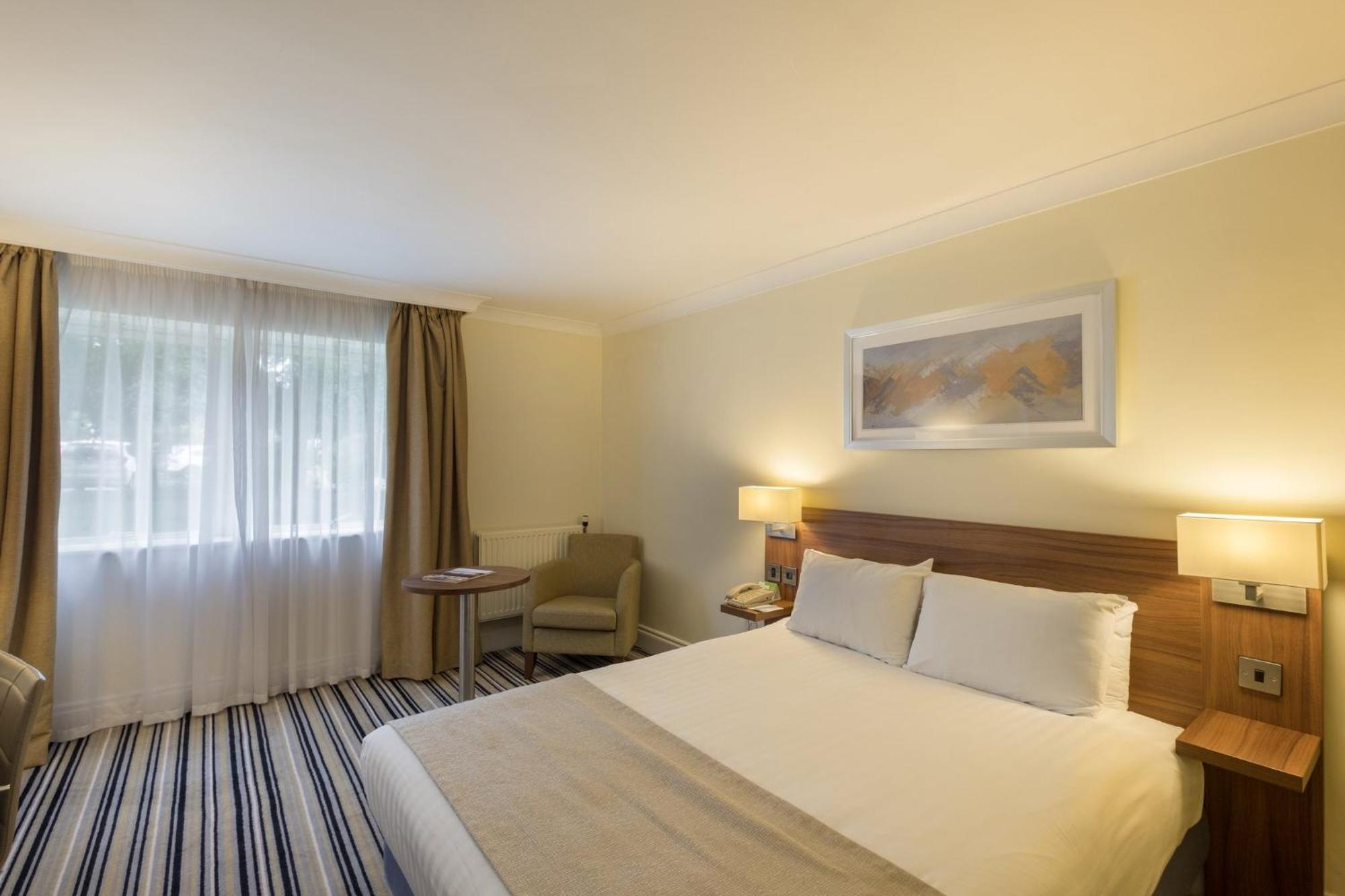 Holiday Inn Swindon By Ihg Экстерьер фото